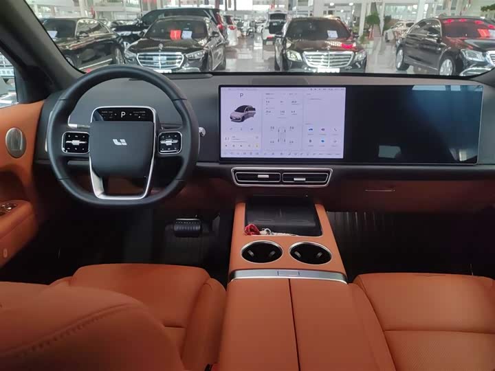 Фото 10 - LiXiang L6