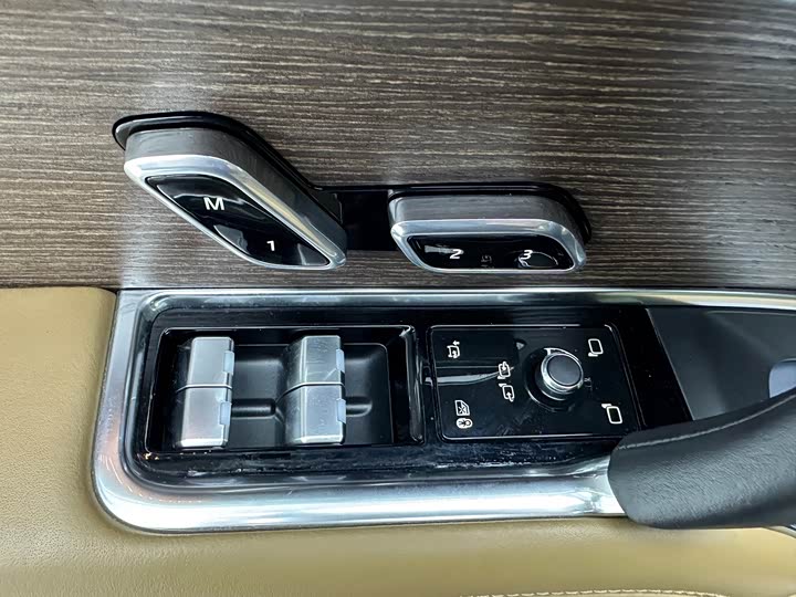 Фото 18 - Land Rover Range Rover