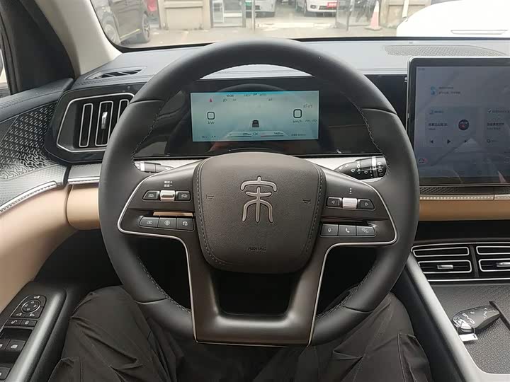 Фото 11 - BYD Song Pro Hybrid