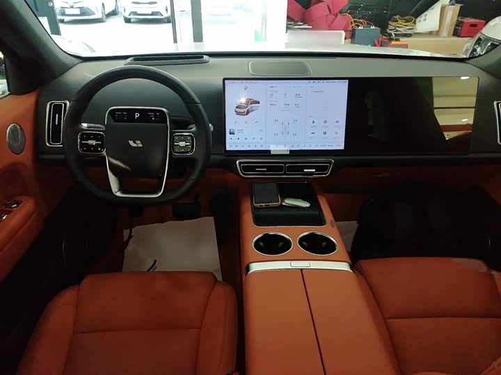 Фото 10 - LiXiang L6