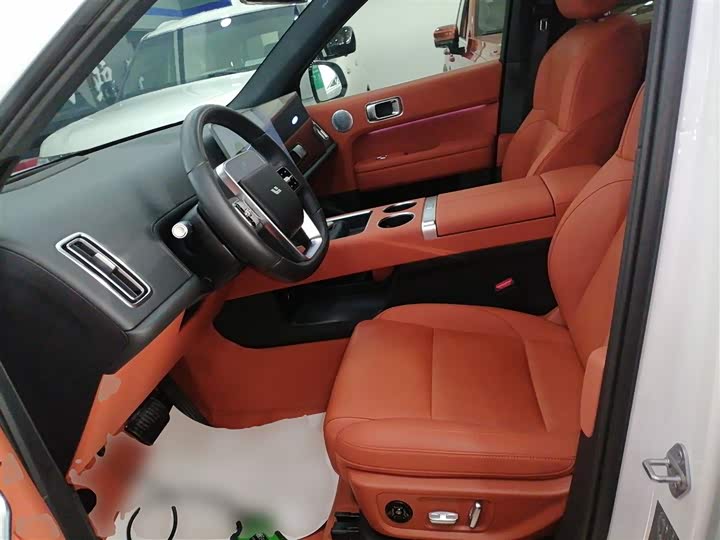 Фото 15 - LiXiang L6