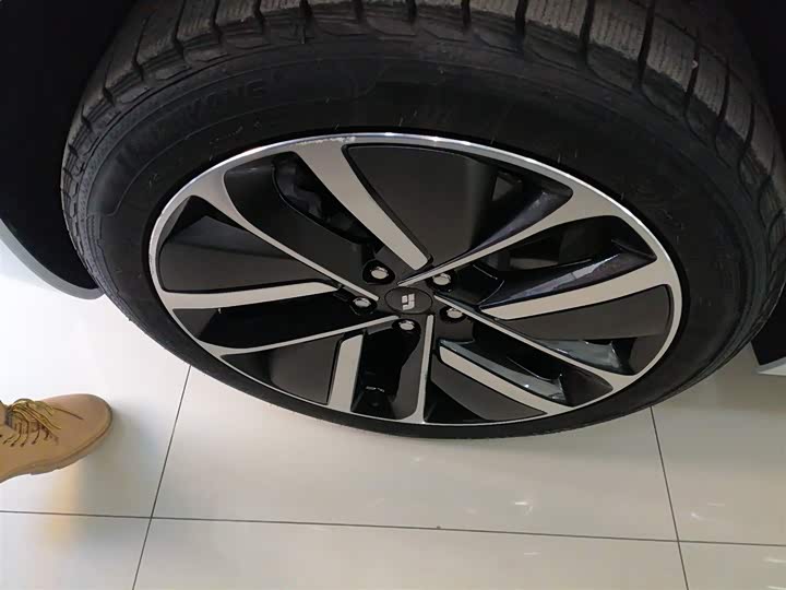 Фото 23 - LiXiang L6