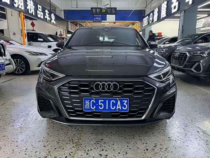 Фото 2 - Audi A3