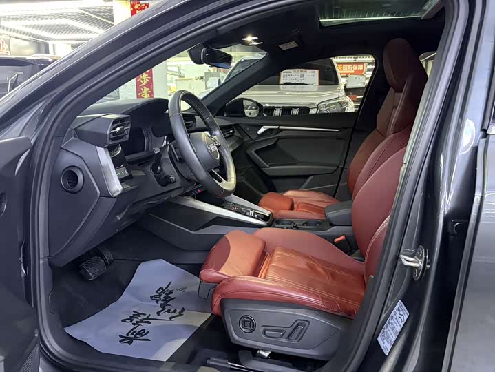 Фото 5 - Audi A3