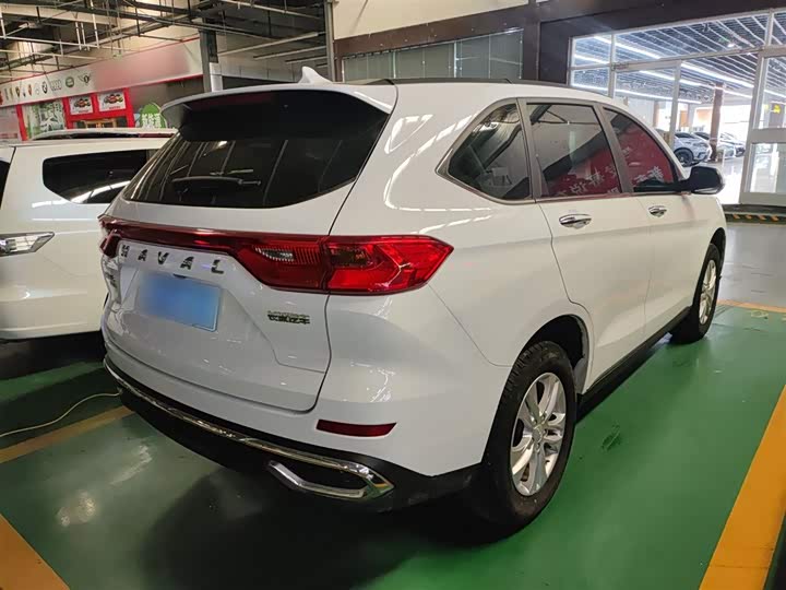 Фото 6 - Haval M6