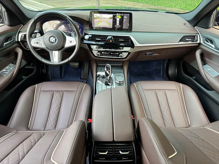 Фото 12 - BMW 5 Series