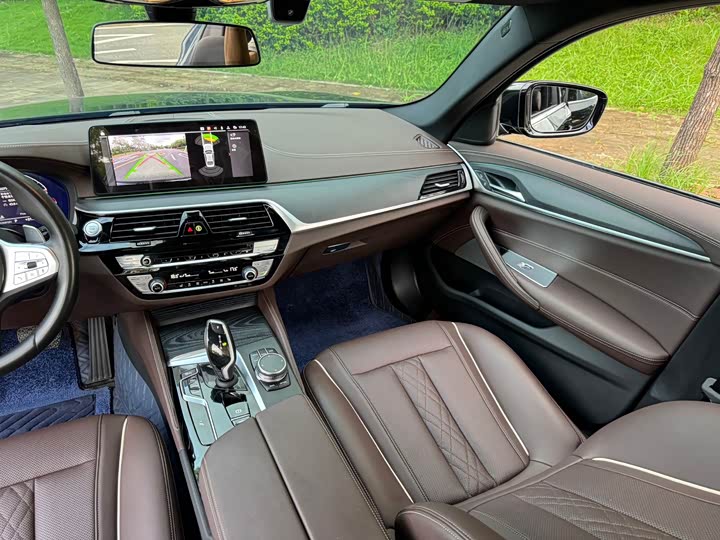 Фото 8 - BMW 5 Series