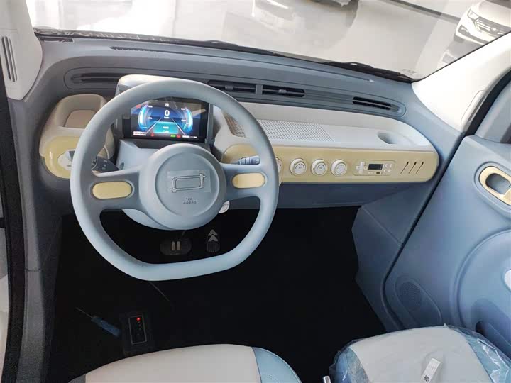 Фото 10 - Bestune Pony