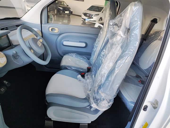 Фото 15 - Bestune Pony