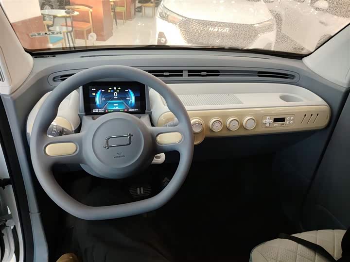 Фото 10 - Bestune Pony