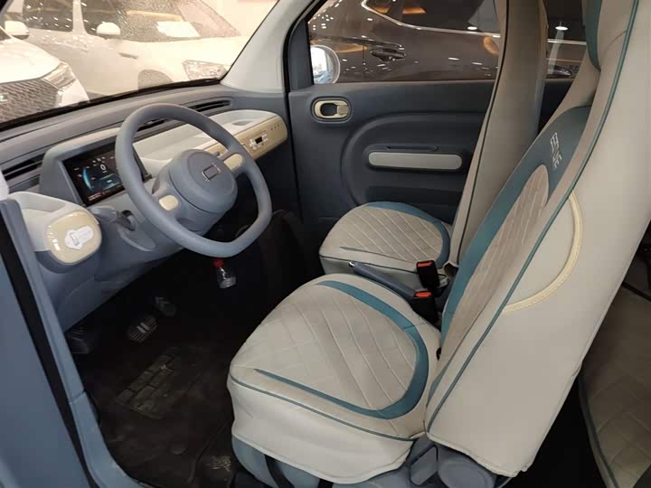 Фото 15 - Bestune Pony