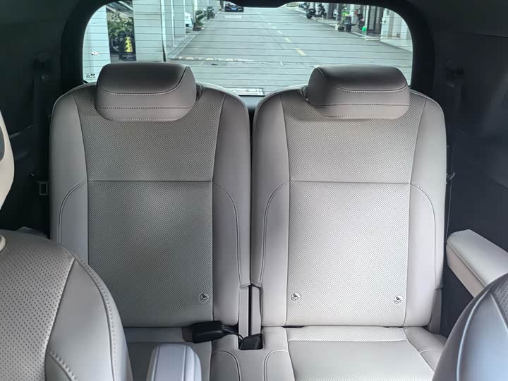 Фото 11 - LiXiang L9