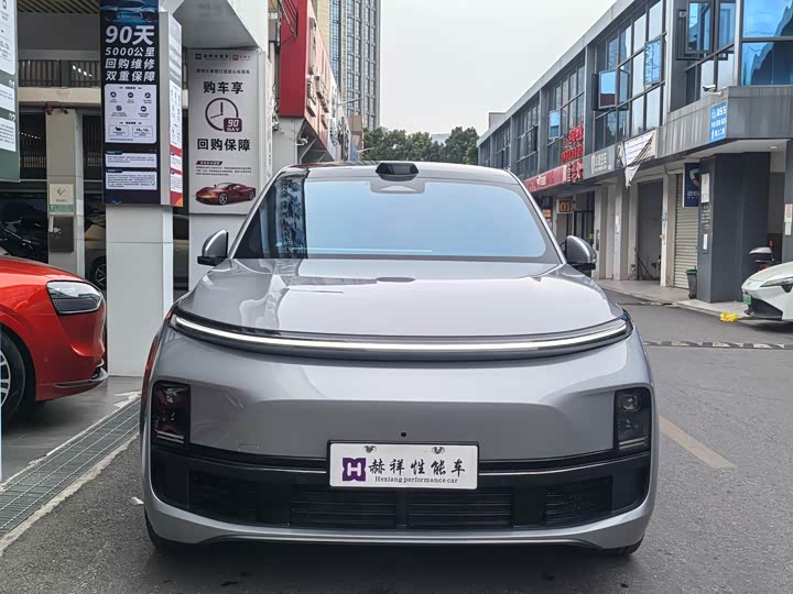 Фото 2 - LiXiang L9