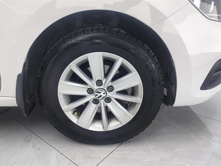 Фото 6 - Volkswagen Santana