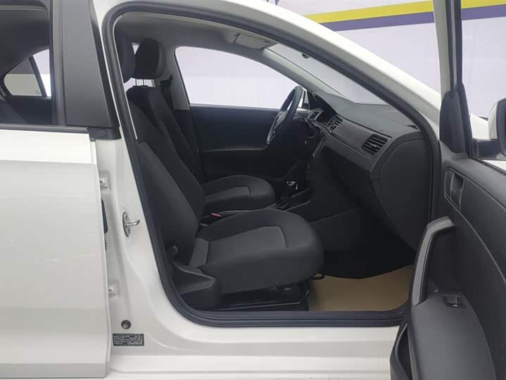 Фото 8 - Volkswagen Santana