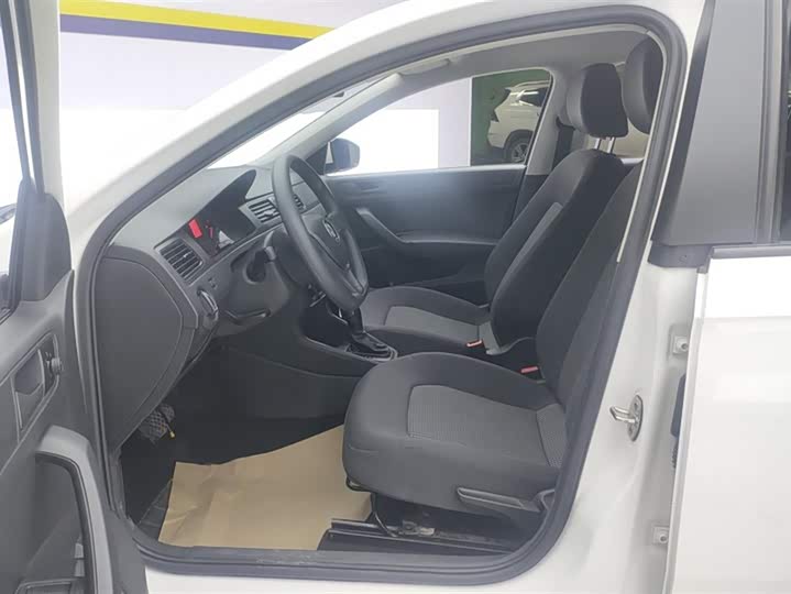 Фото 9 - Volkswagen Santana