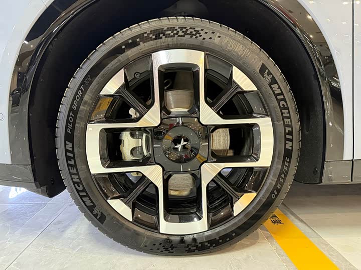 Фото 14 - XPeng G7