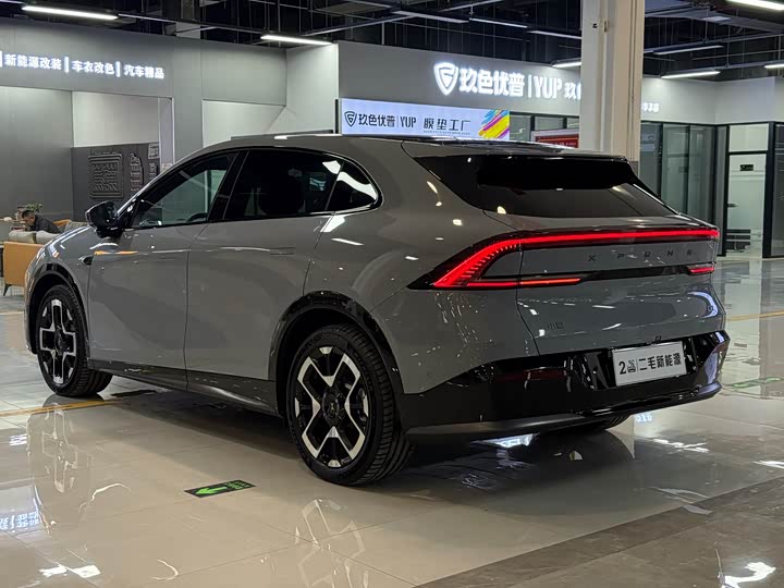 Фото 6 - XPeng G7