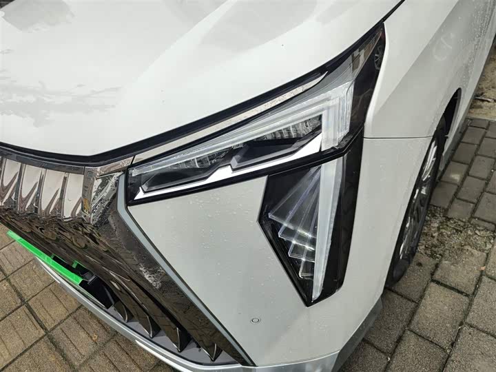 Фото 15 - GAC Trumpchi M8