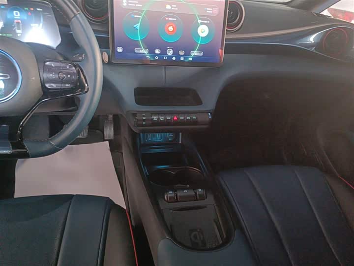 Фото 13 - BYD Dolphin