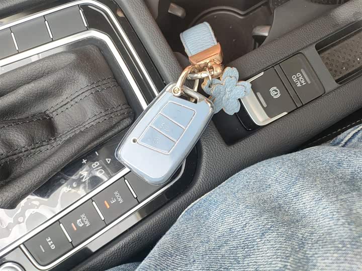 Фото 9 - Volkswagen Magotan GTE Hybrid