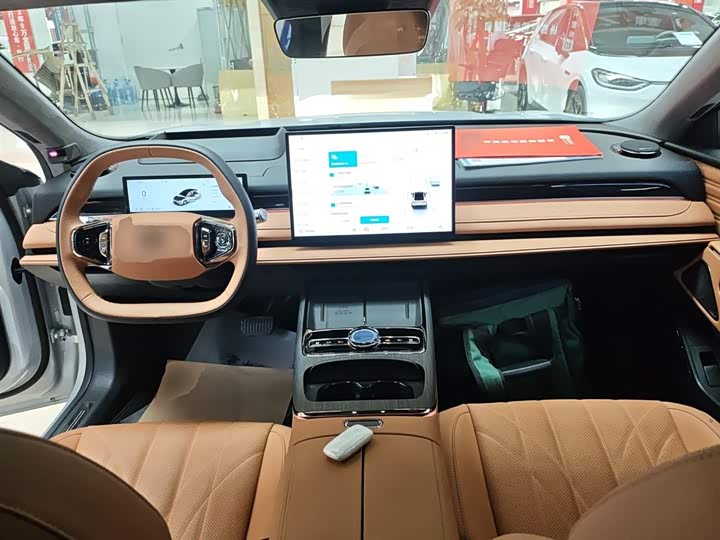 Фото 10 - Geely Galaxy Starshine 8 EM-i