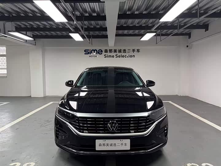 Фото 2 - Volkswagen Passat