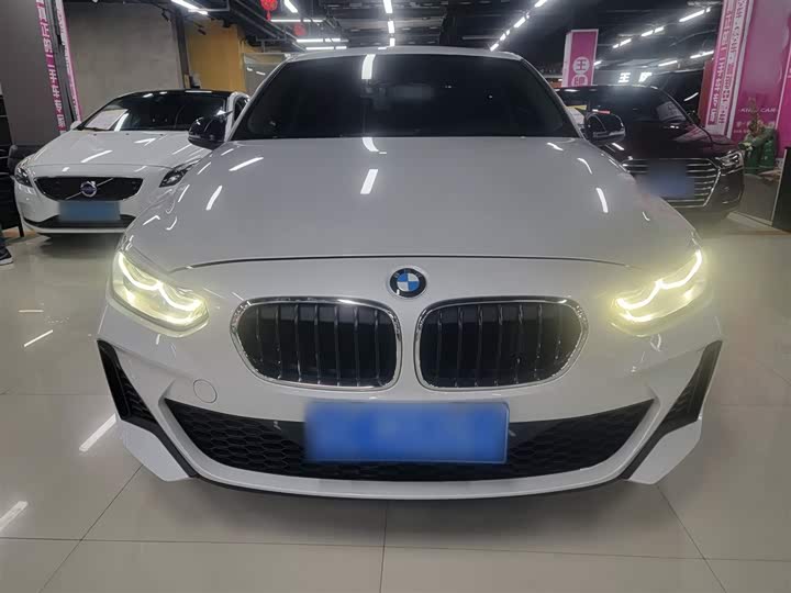 Фото 9 - BMW 1 Series