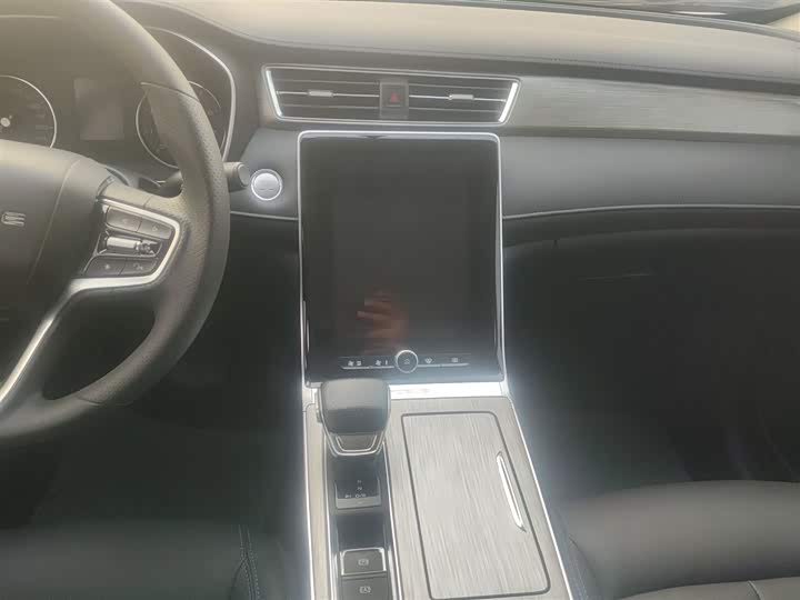 Фото 13 - Roewe RX5