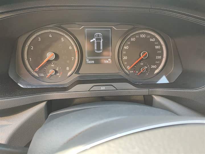 Фото 12 - Volkswagen Tharu