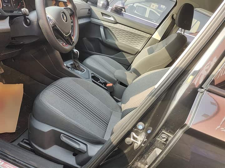 Фото 15 - Volkswagen Tharu