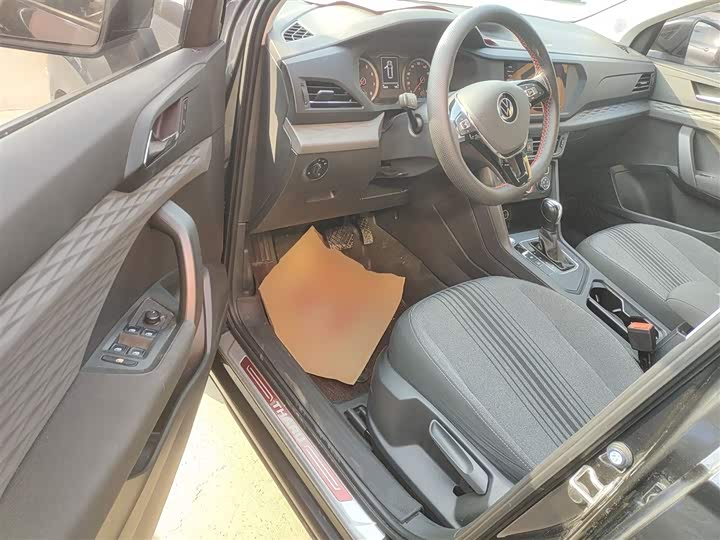 Фото 16 - Volkswagen Tharu