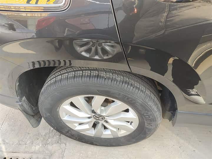 Фото 26 - Volkswagen Tharu