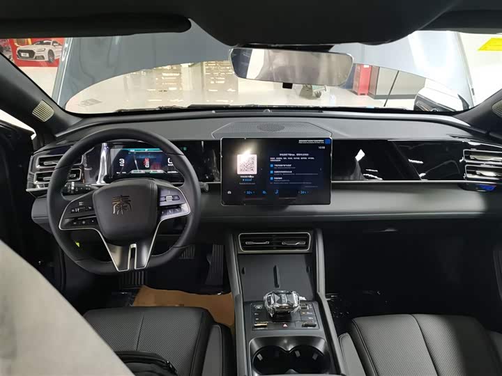 Фото 10 - BYD Qin L