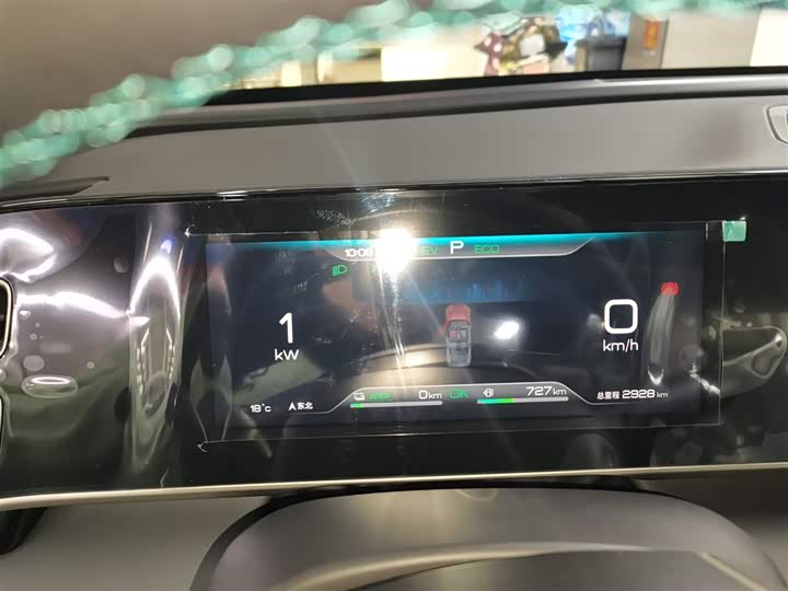 Фото 12 - BYD Qin L