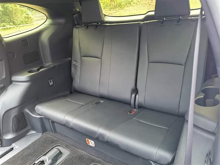 Фото 12 - Toyota Crown Kluger