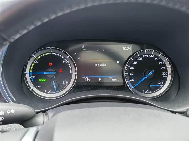 Фото 27 - Toyota Crown Kluger