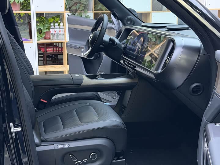 Фото 15 - Smart #5