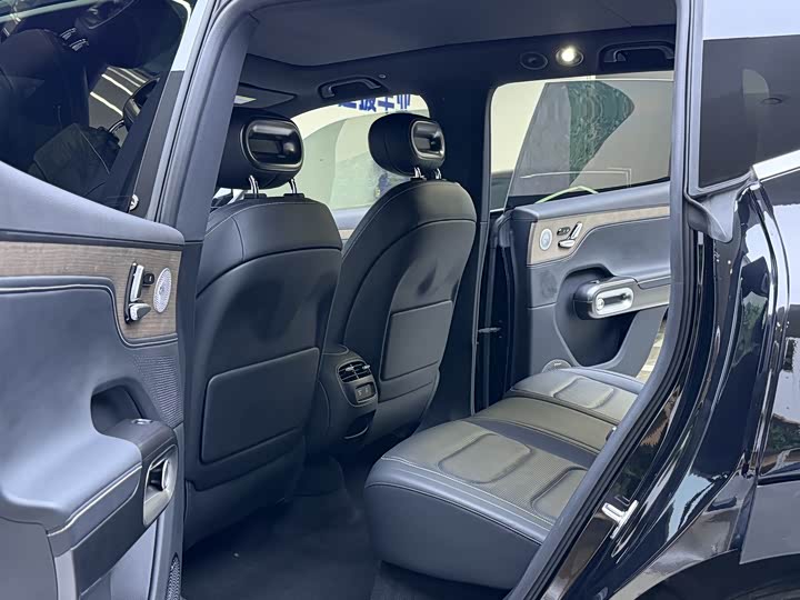 Фото 6 - Smart #5