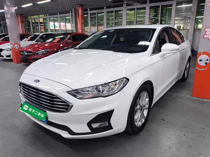 Фото 1 - Ford Mondeo