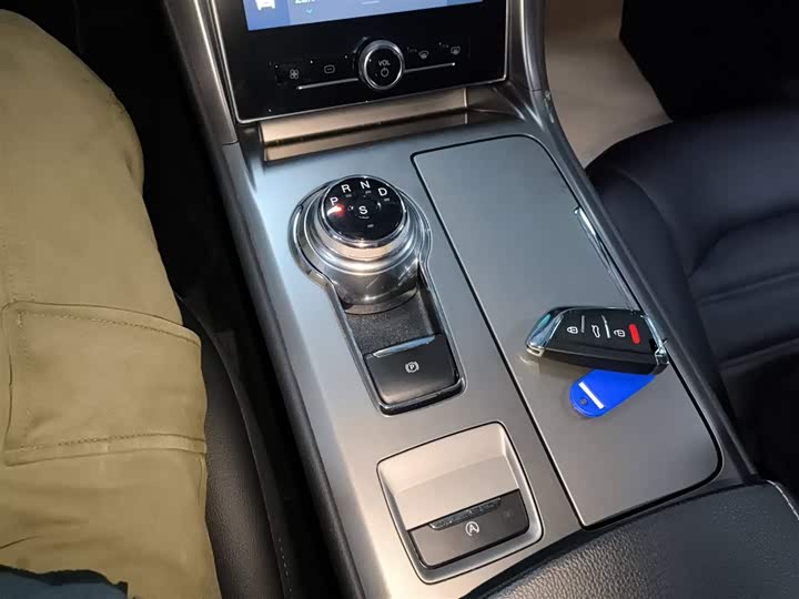 Фото 14 - Ford Mondeo