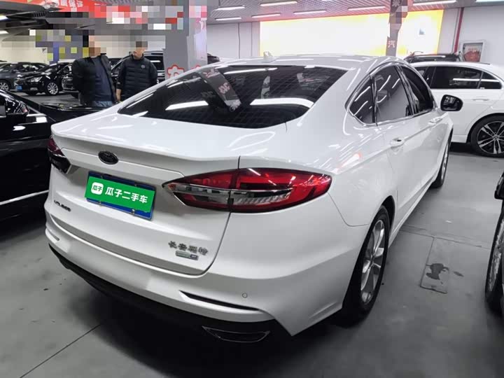 Фото 7 - Ford Mondeo