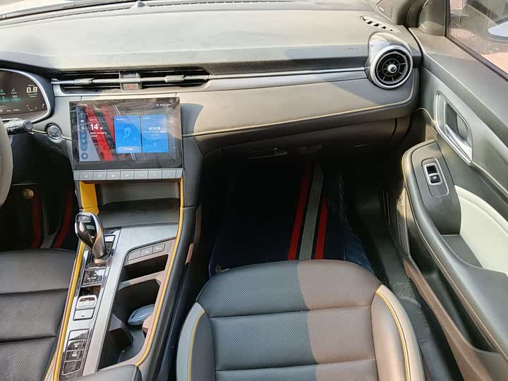 Фото 10 - MG Motor 6