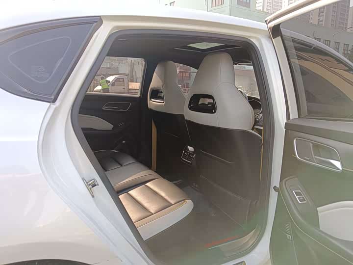 Фото 14 - MG Motor 6