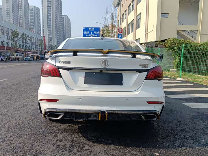 Фото 17 - MG Motor 6