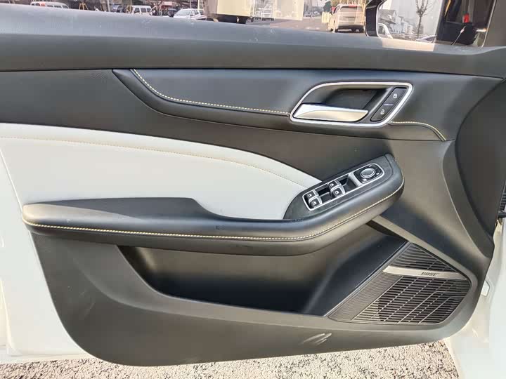 Фото 6 - MG Motor 6