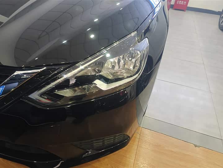 Фото 5 - Nissan Sylphy