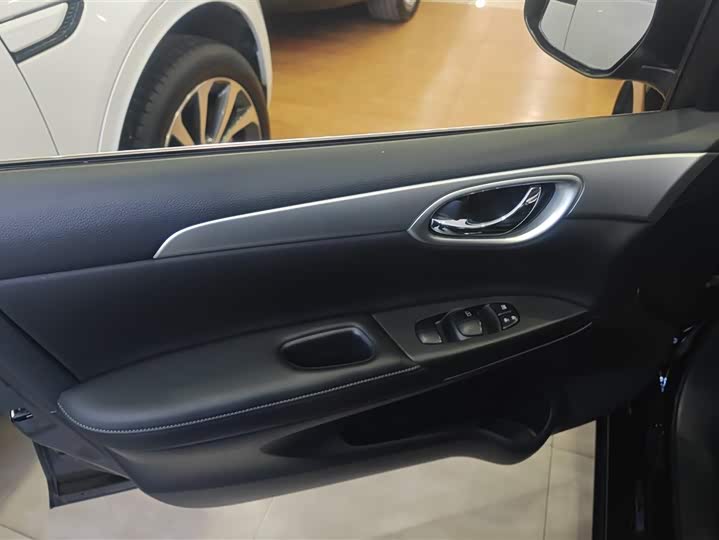 Фото 7 - Nissan Sylphy