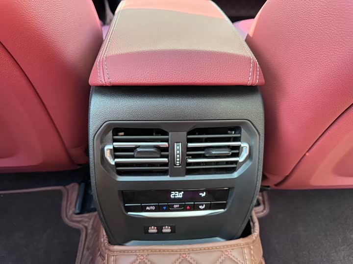 Фото 12 - BMW 3 Series