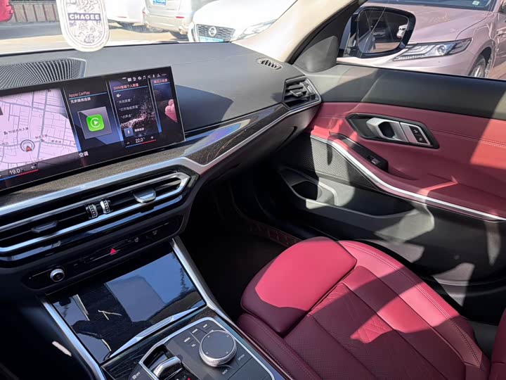 Фото 17 - BMW 3 Series